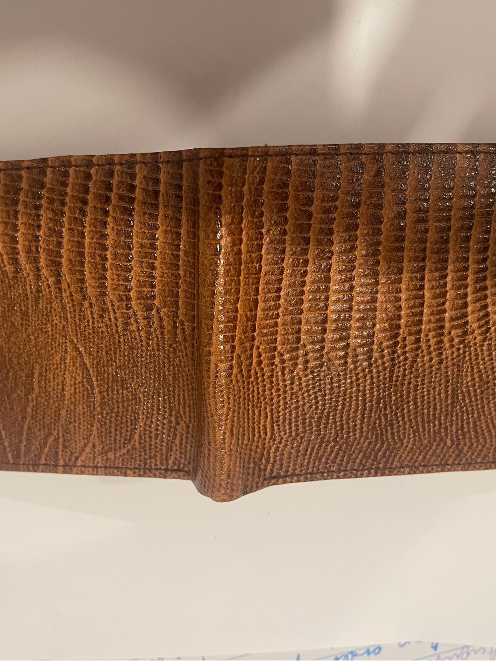 Brown Lizard Embossed Leather Bifold Wallet handcrafted - Picture 10 of 10